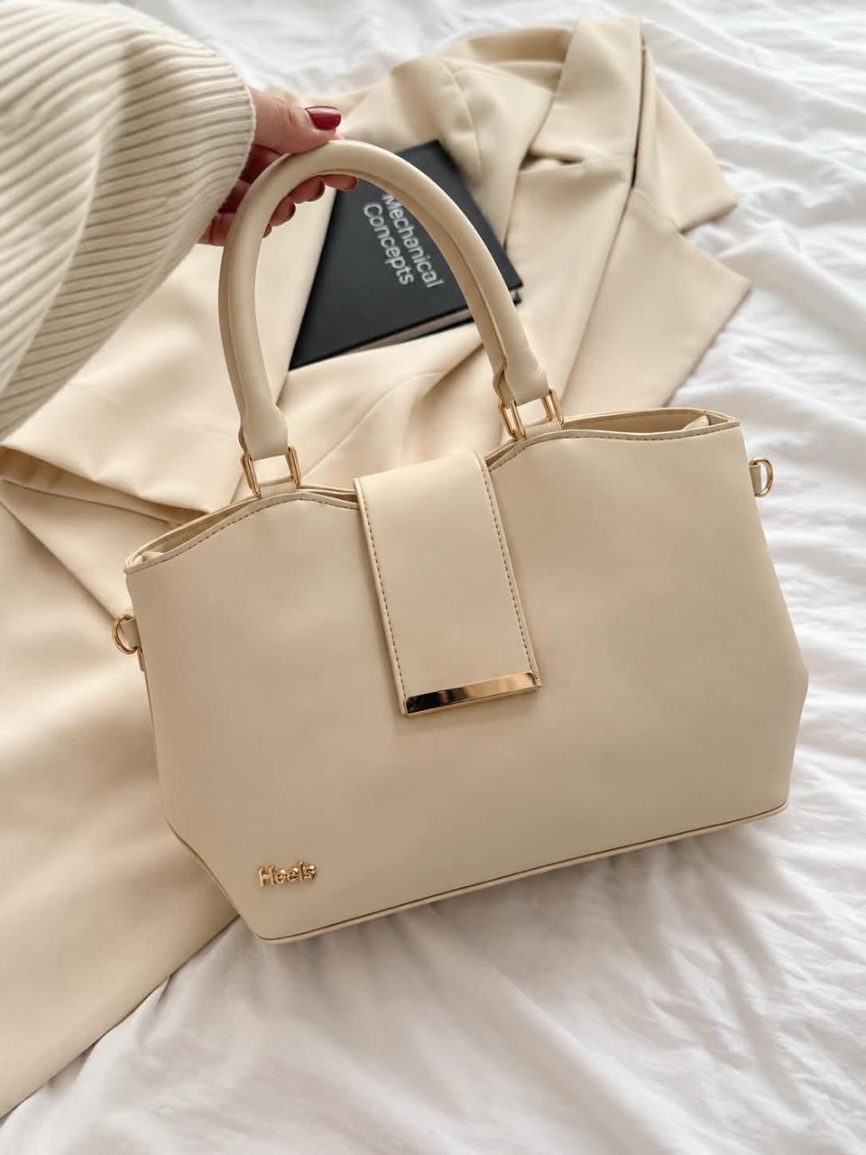Heels Official Hand Bag for Girls — view 4