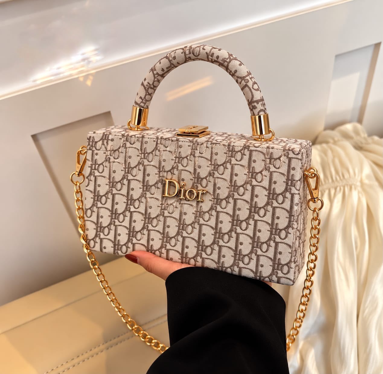 Dior Unique Frame Cross Body Bag for Girls — view 6
