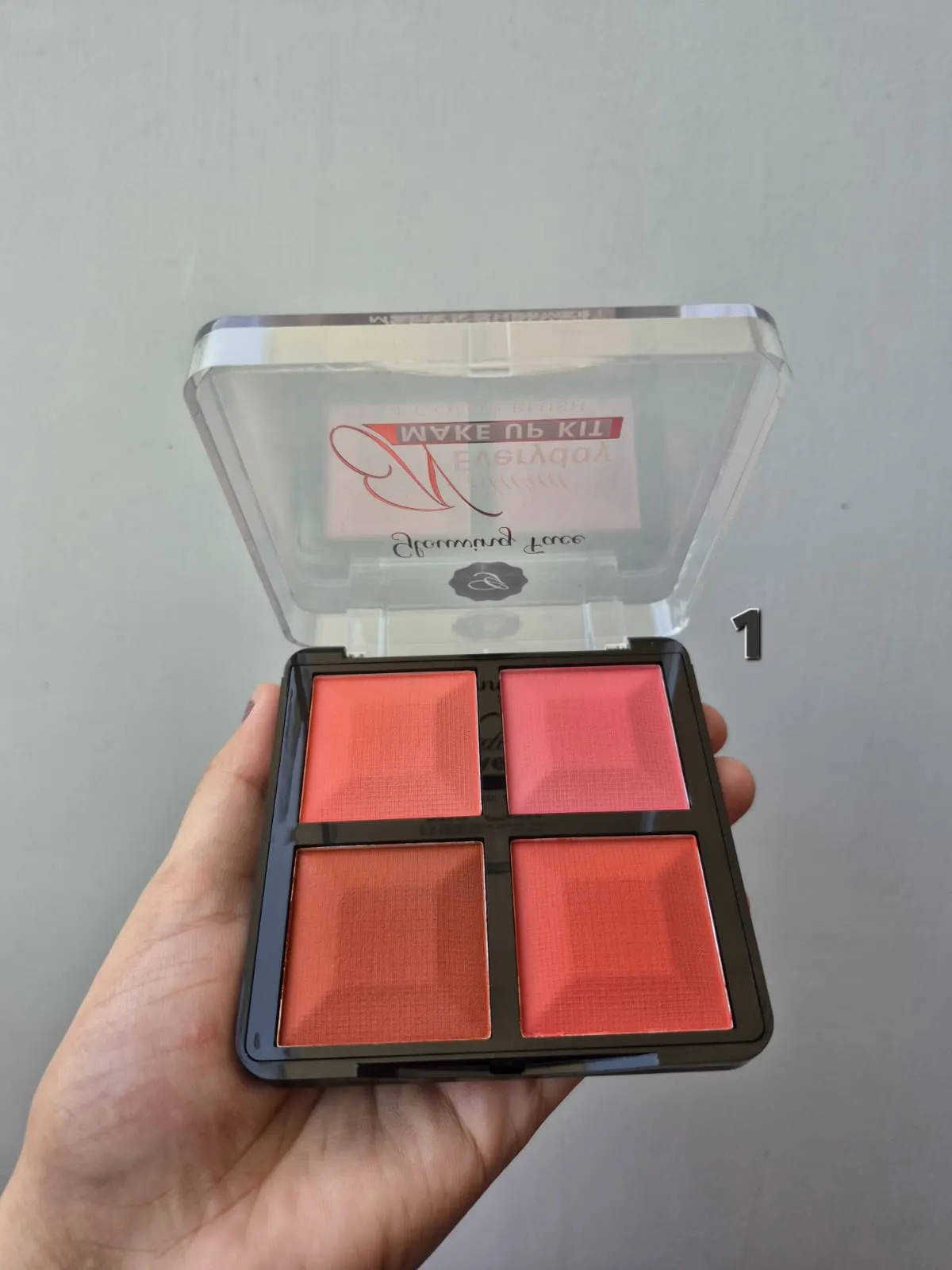 Glowing Face Natural Everyday 4 Color Blush Kit — view 3