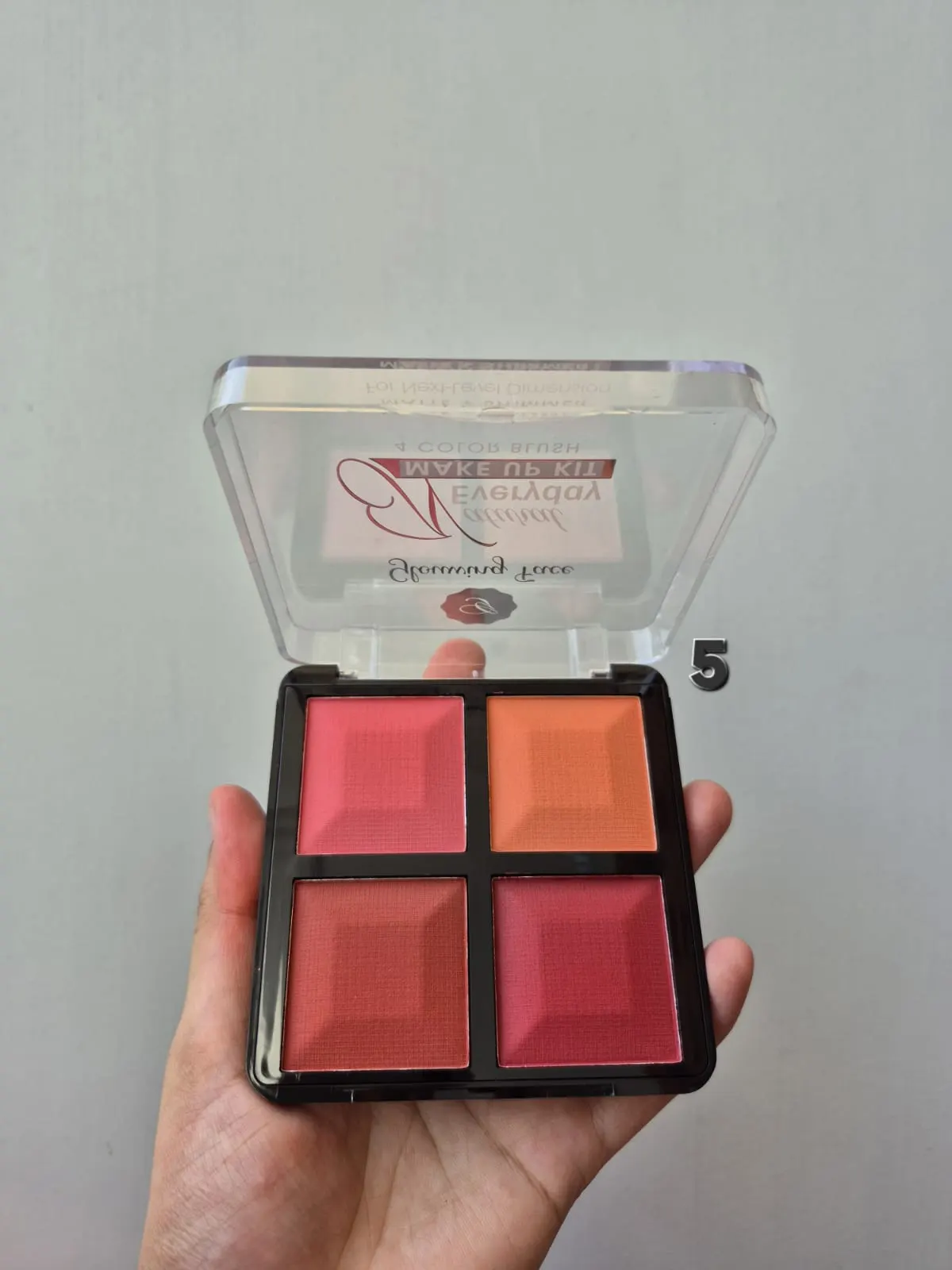 Glowing Face Natural Everyday 4 Color Blush Kit — view 6