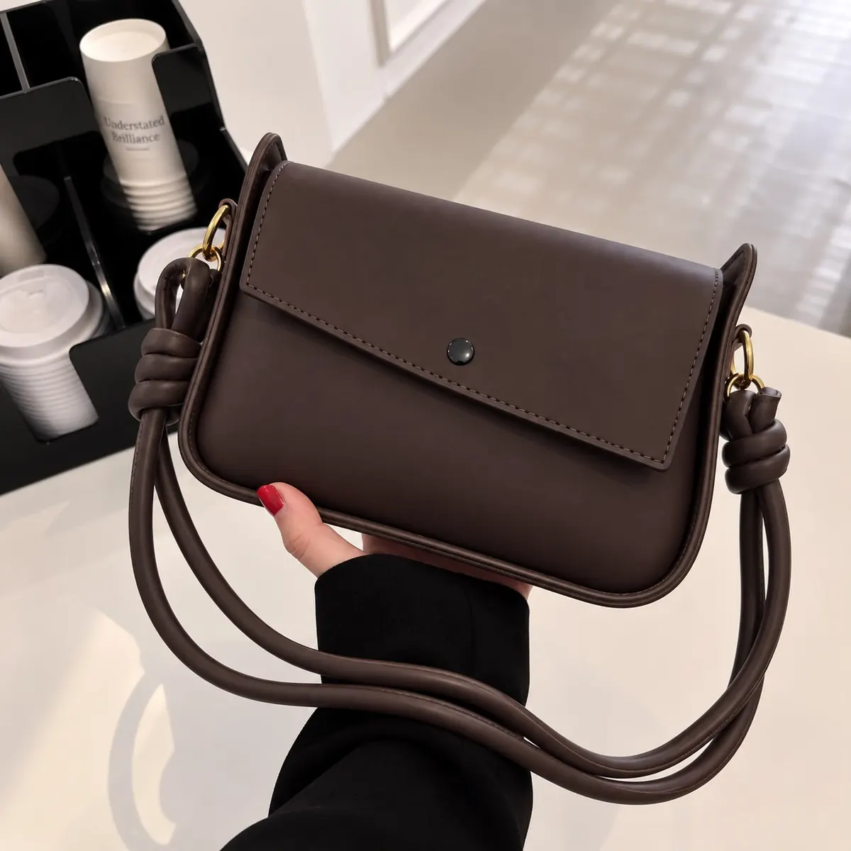 High Quality Knot Strap Cross Body Bag — view 4